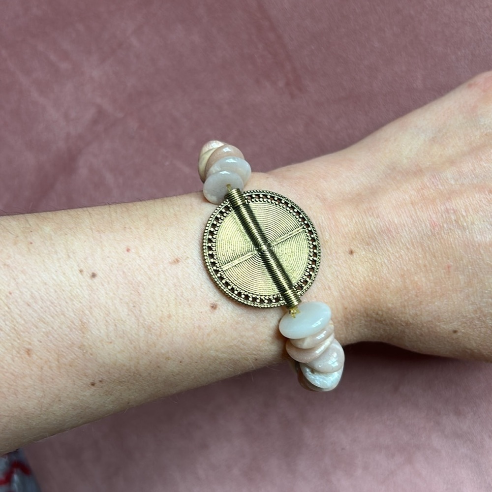 Broken Vintage Pink Opal semi-precious gemstone with brass labyrinth Charm. - Picture 4 of 8
